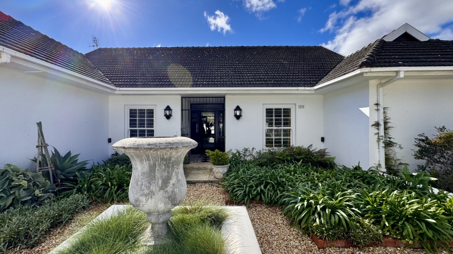 To Let 3 Bedroom Property for Rent in Tokai Western Cape